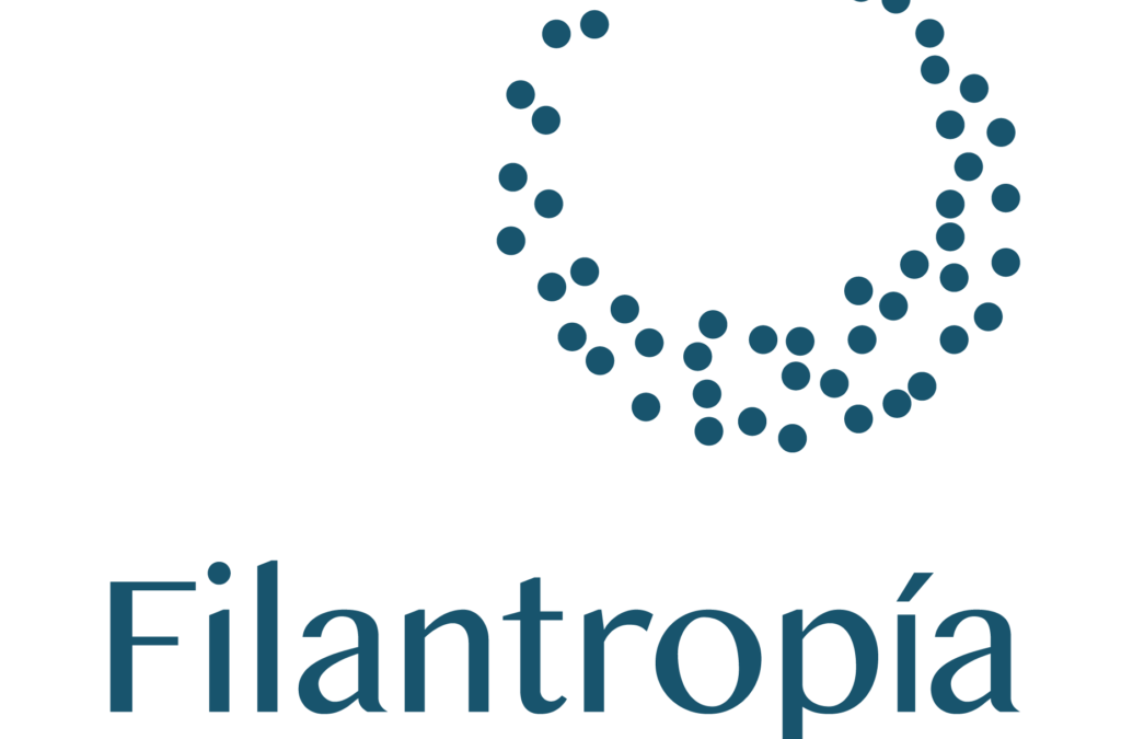 LOGO-FILANTROPIAblue-vertical-1024×940